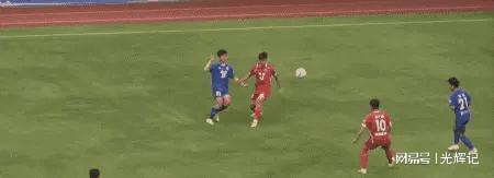 联赛最新排行榜：南通领跑常州垫底！瓦利棋牌徐州1-1绝平江苏城市足球